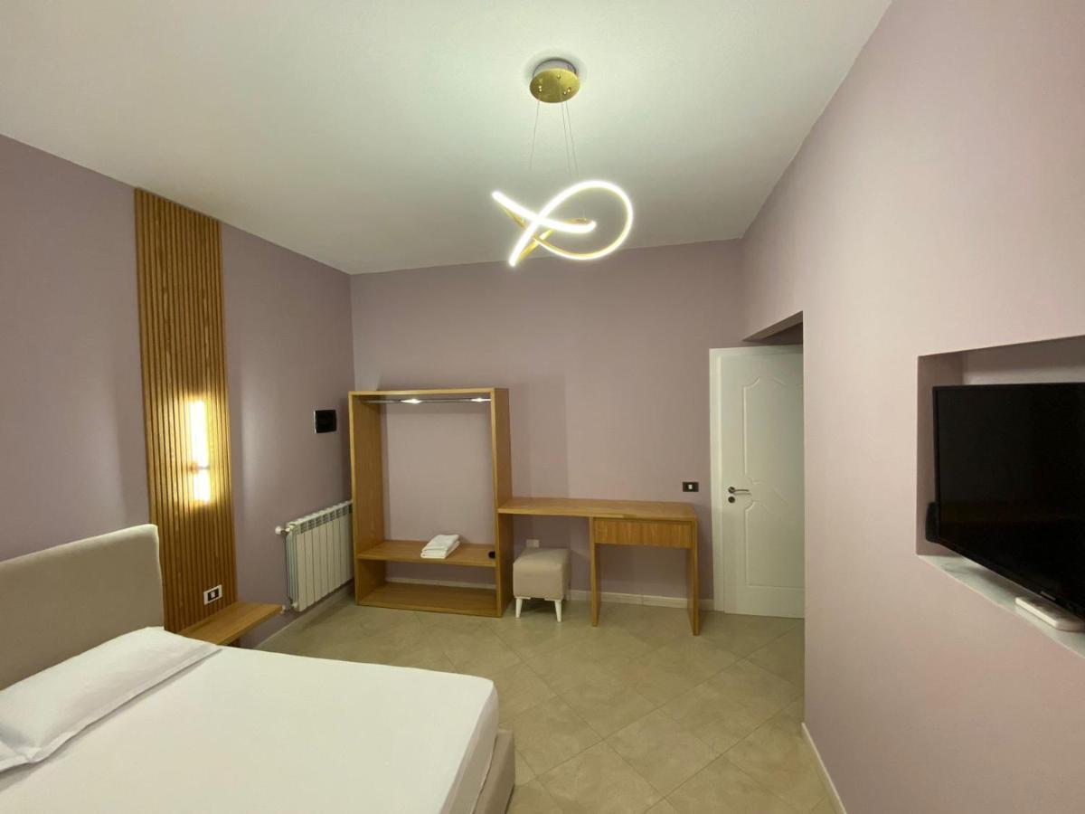 Hotel Kaloshi Mezez エクステリア 写真
