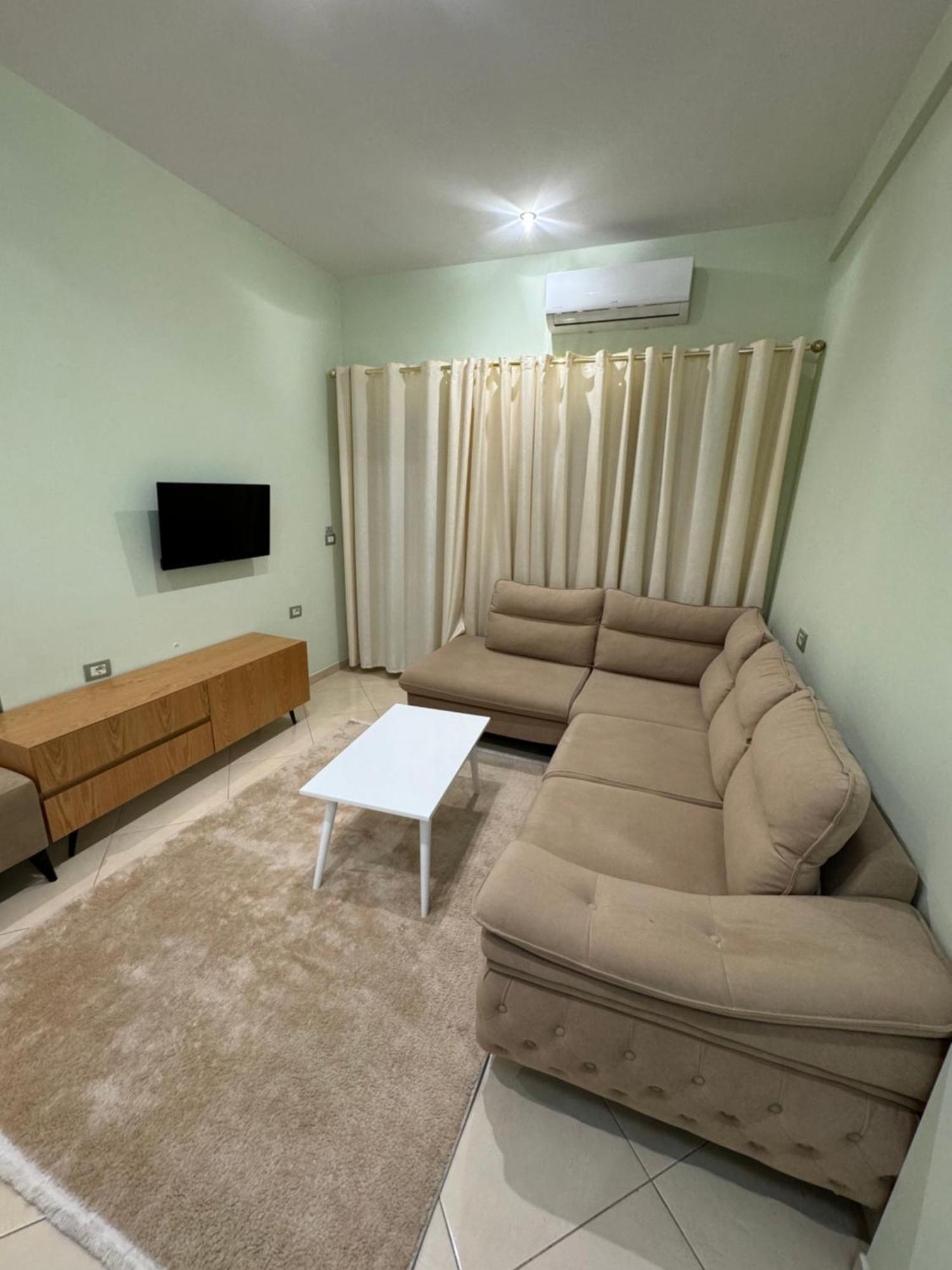 Hotel Kaloshi Mezez エクステリア 写真